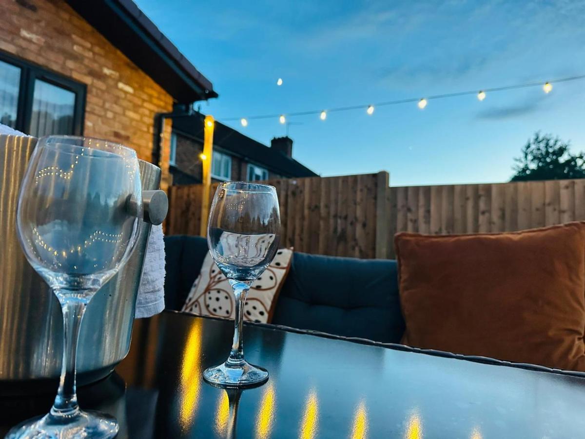 Heartland House, 7 Spacious Bedrooms Sleeps 4 Plus, Near Nec, Jlr,Bhx Birmingham Exteriér fotografie